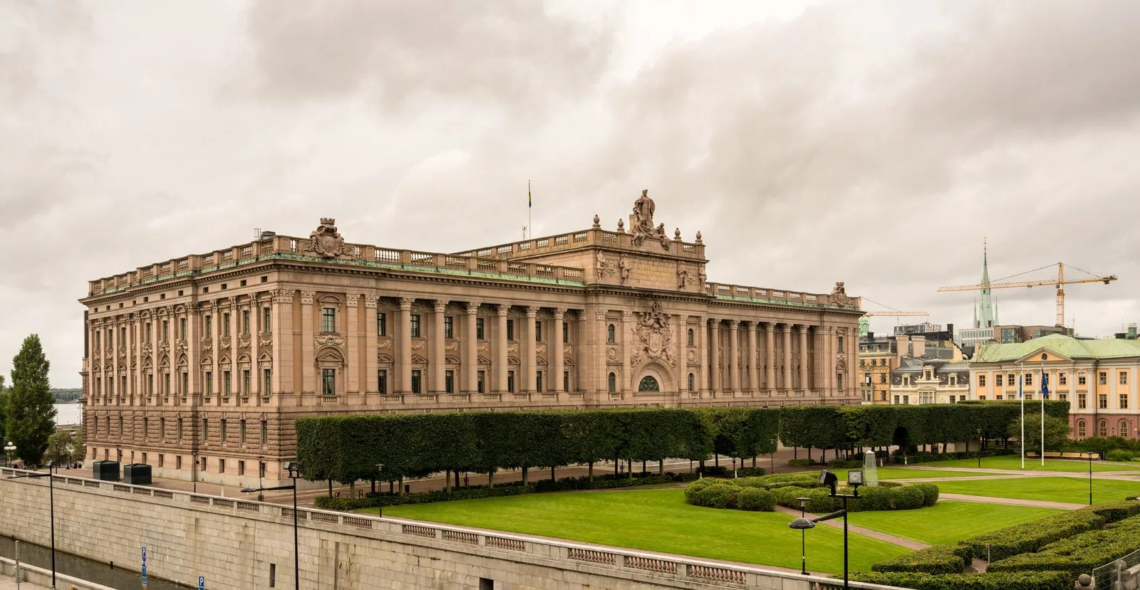 Regeringsbildningen – riksdagshuset i Stockholm där statsministeromröstningen hålls